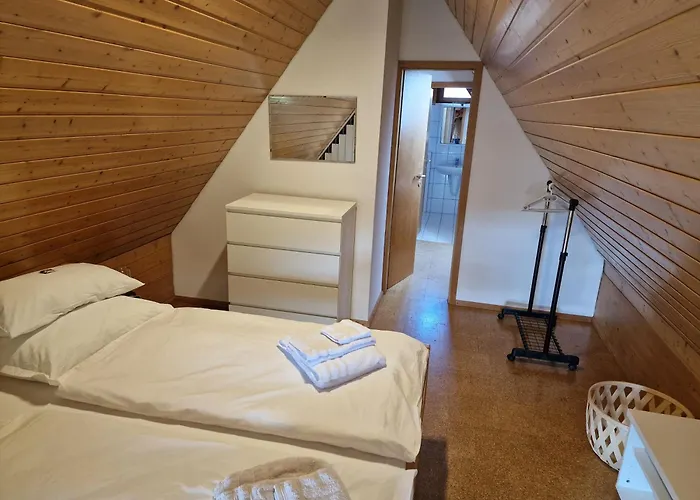 Crown لينفلدن اشتردين