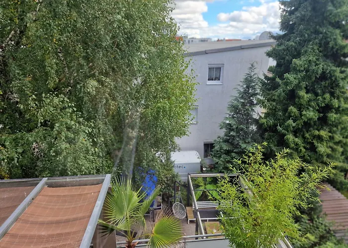 Crown شقة لينفلدن اشتردين