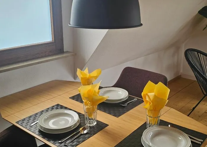 Crown * لينفلدن اشتردين